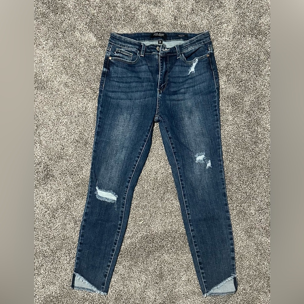Judy Blue relaxed fit jeans size 31 (US 12)